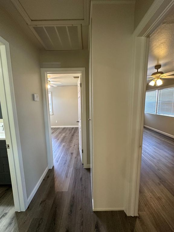 Image 16 of property listing at 8529 S Chestnut Avenue, Fresno, CA 93725
