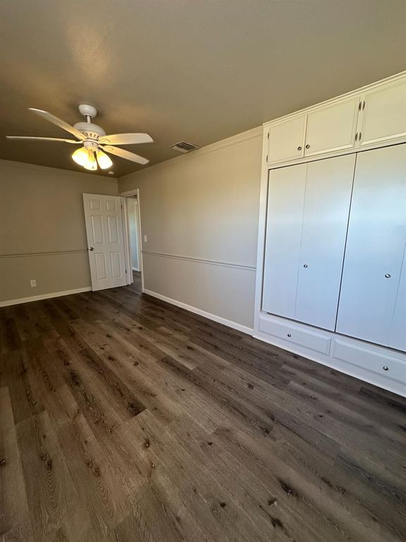 Image 18 of property listing at 8529 S Chestnut Avenue, Fresno, CA 93725