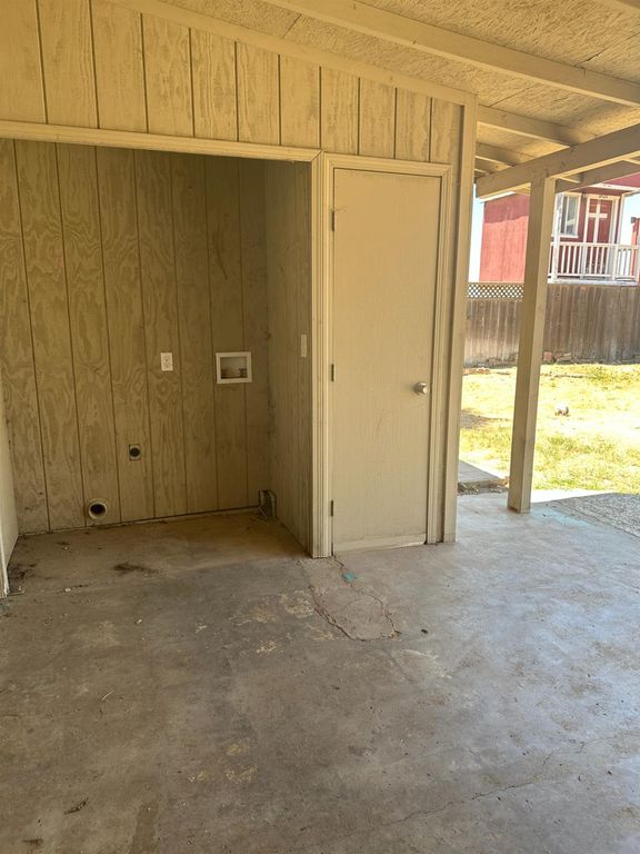 Image 22 of property listing at 8529 S Chestnut Avenue, Fresno, CA 93725