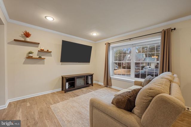 7809 BENNERTON DR, Nottingham, MD 21236