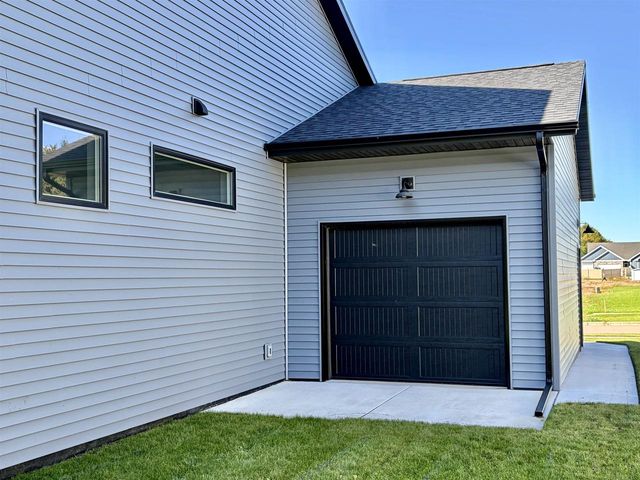 3512 McCann Drive, Janesville, WI 53546