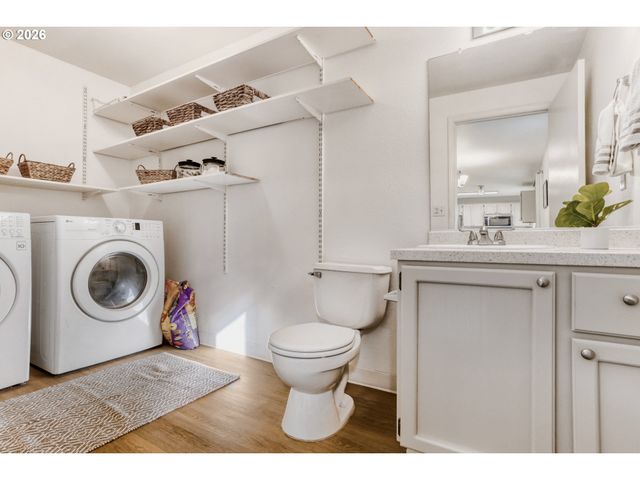 17888 Sw ROBERT Ln, Beaverton, OR 97078