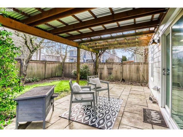 17888 Sw ROBERT Ln, Beaverton, OR 97078