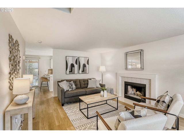 17888 Sw ROBERT Ln, Beaverton, OR 97078