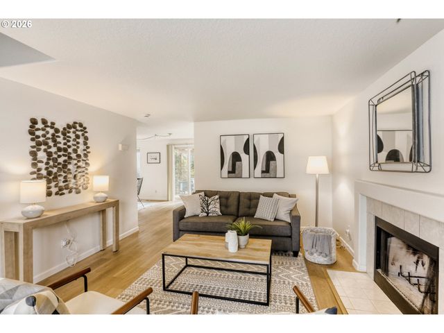 17888 Sw ROBERT Ln, Beaverton, OR 97078