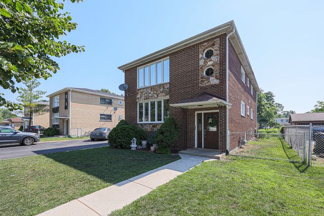 7549 Banks Street, Justice, IL 60458