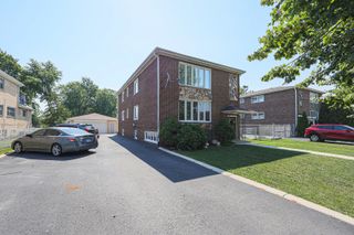 7549 Banks Street, Justice, IL 60458