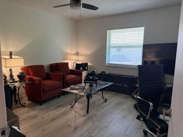 2033 S SEACREST Boulevard D, Boynton Beach, FL 33435