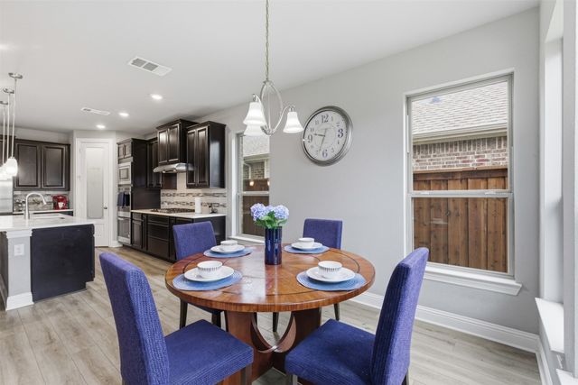 2605 High Bluff Drive, Mansfield, TX 76063