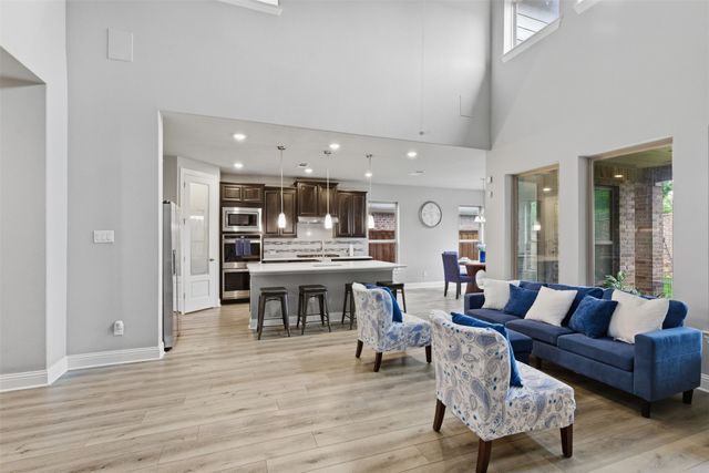 2605 High Bluff Drive, Mansfield, TX 76063