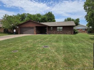 504 SE 12th Circle, Pryor, OK 74361