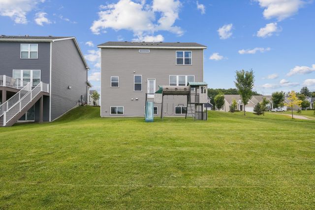 5515 Annapolis Lane N, Plymouth, MN 55446