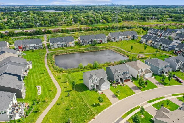 5515 Annapolis Lane N, Plymouth, MN 55446