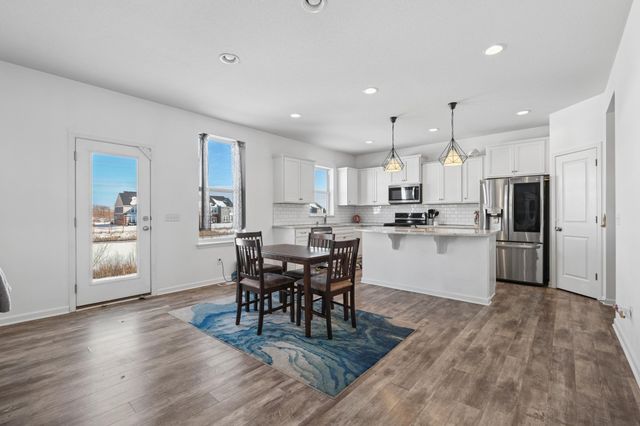 5515 Annapolis Lane N, Plymouth, MN 55446