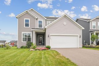 5515 Annapolis Lane N, Plymouth, MN 55446