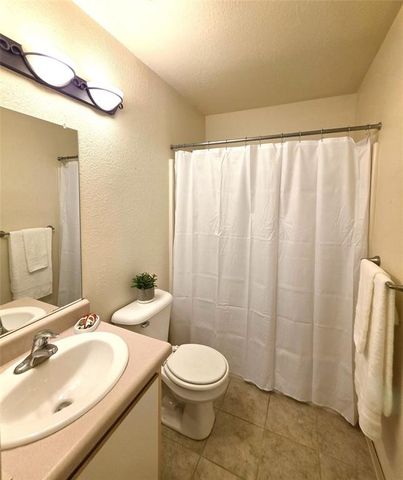 2210 Miguel Chavez 511, Santa Fe, NM 87505