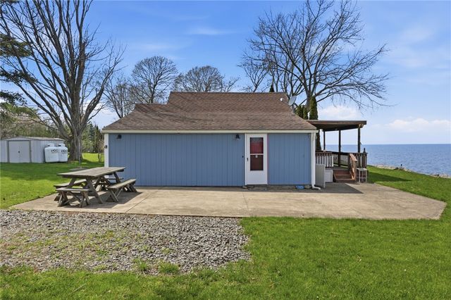 16055 Lomond Shores West, Kendall, NY 14476