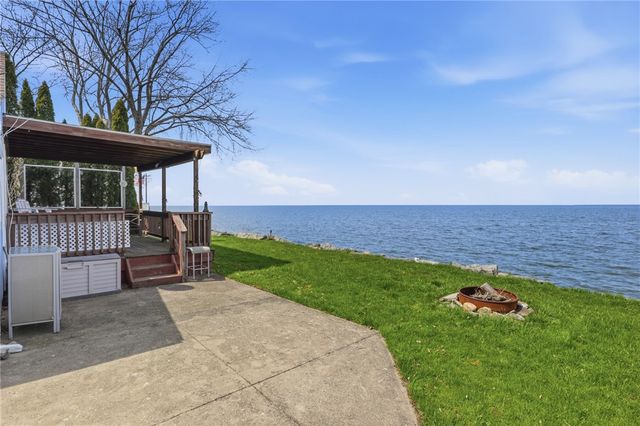 16055 Lomond Shores West, Kendall, NY 14476