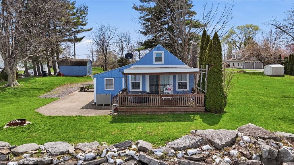 16055 Lomond Shores West, Kendall, NY 14476