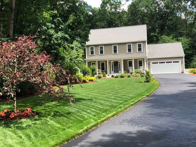 7 Massasoit Ave, Norton, MA 02072