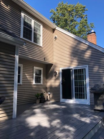 7 Massasoit Ave, Norton, MA 02072