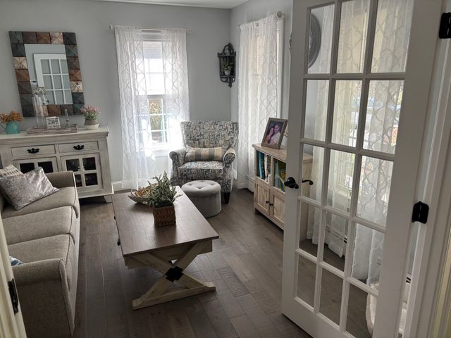 7 Massasoit Ave, Norton, MA 02072