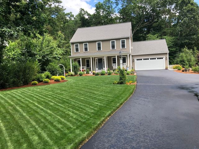 7 Massasoit Ave, Norton, MA 02072