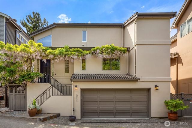 3711 Lake Washington Boulevard N, Renton, WA 98056