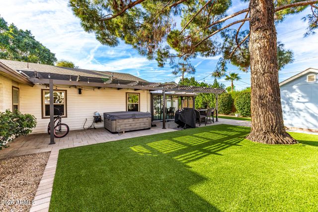 3746 E Fairmount Avenue, Phoenix, AZ 85018