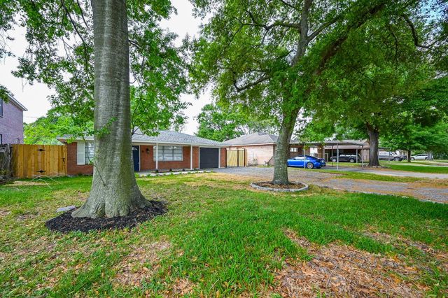 11027 Maize Lane, Houston, TX 77041