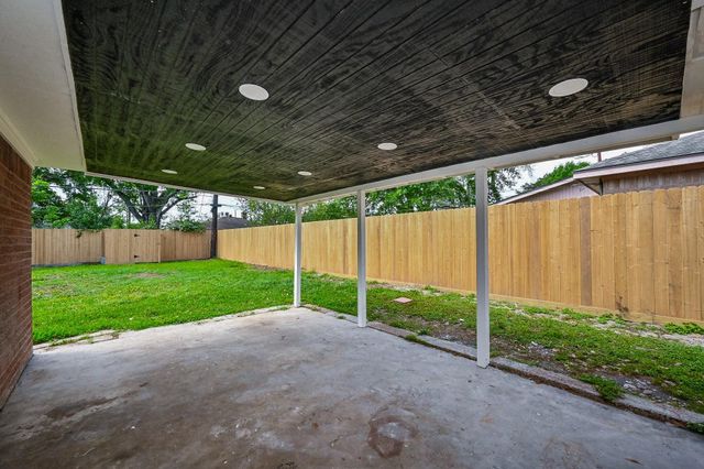 11027 Maize Lane, Houston, TX 77041