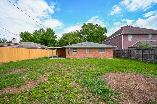 11027 Maize Lane, Houston, TX 77041