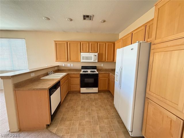 7248 Fountain Village Avenue, Las Vegas, NV 89113