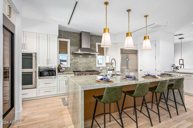 37200 N Cave Creek Road 2124, Scottsdale, AZ 85262