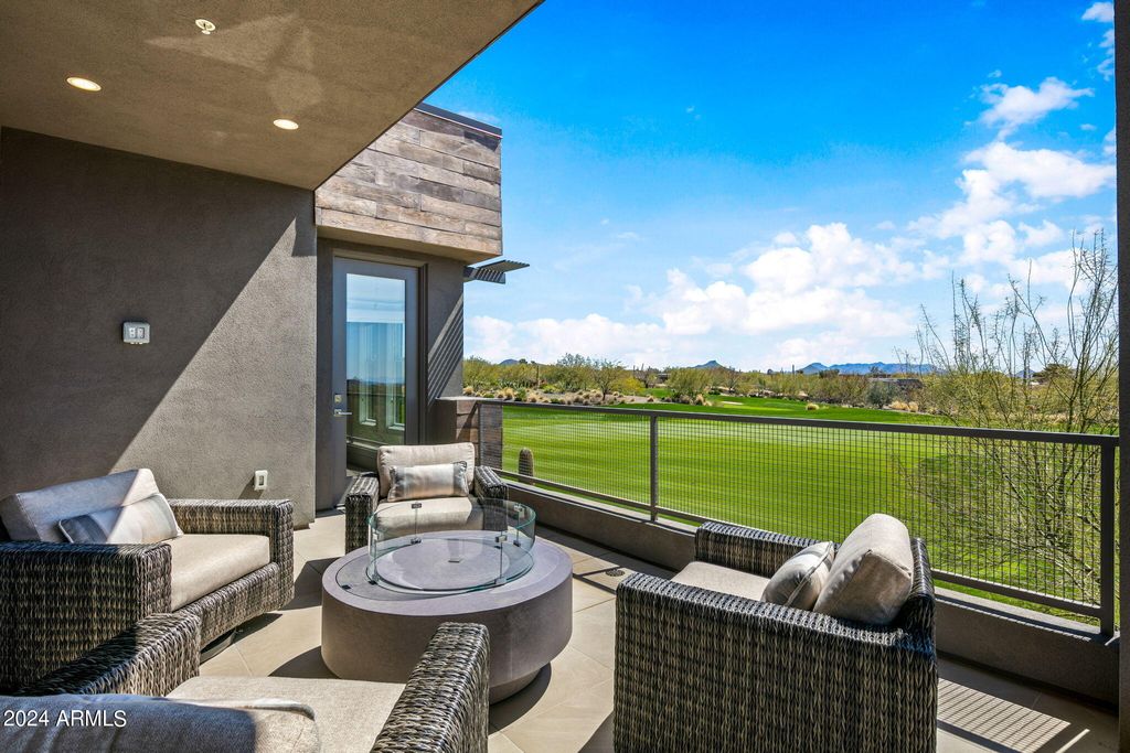 Image 18 of property listing at 37200 N Cave Creek Road 2124, Scottsdale, AZ 85262