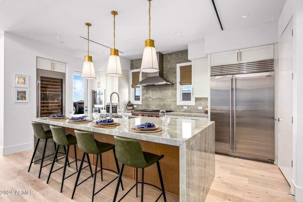 Image 32 of property listing at 37200 N Cave Creek Road 2124, Scottsdale, AZ 85262