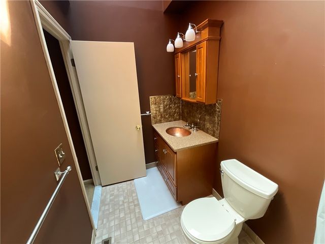 511 Child Street 101, Warren, RI 02885