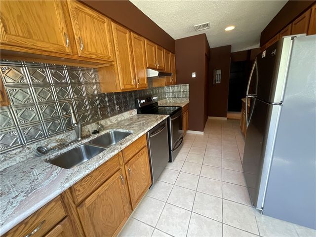 511 Child Street 101, Warren, RI 02885