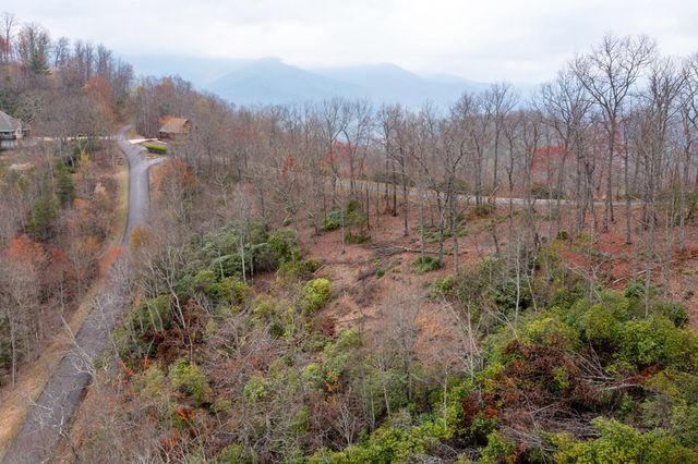L-16&17 Summit Drive, Hayesville, NC 28904