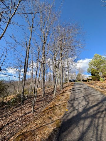 L-16&17 Summit Drive, Hayesville, NC 28904
