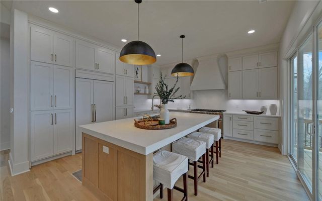 672 Tugaloo Heights Circle, Lavonia, GA 30553