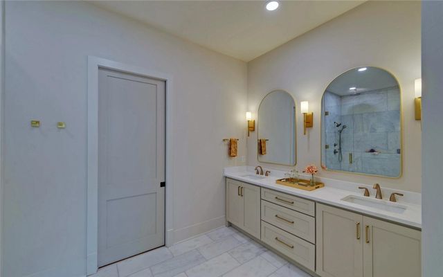 672 Tugaloo Heights Circle, Lavonia, GA 30553