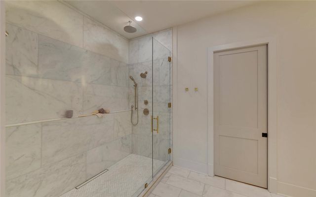 672 Tugaloo Heights Circle, Lavonia, GA 30553