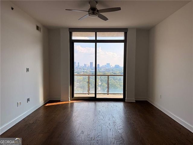270 17th Street NW 2207, Atlanta, GA 30363