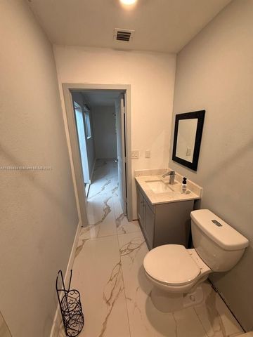 15299 NE 14th Ave 1, North Miami Beach, FL 33162
