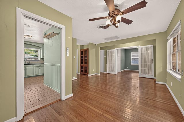 4517 Lido Lane, Houston, TX 77092