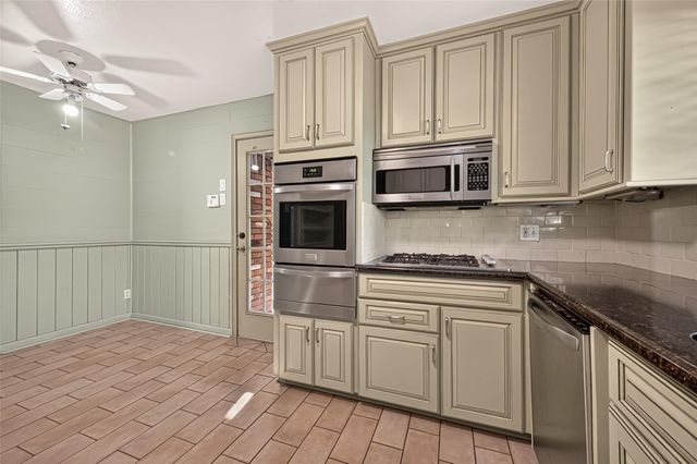 4517 Lido Lane, Houston, TX 77092