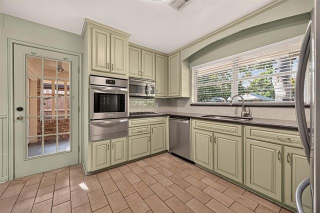 4517 Lido Lane, Houston, TX 77092