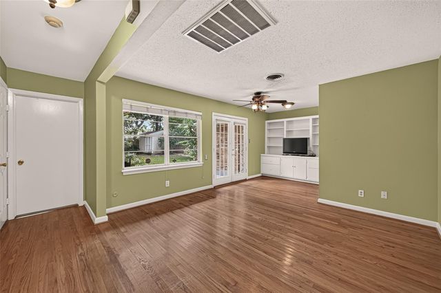 4517 Lido Lane, Houston, TX 77092