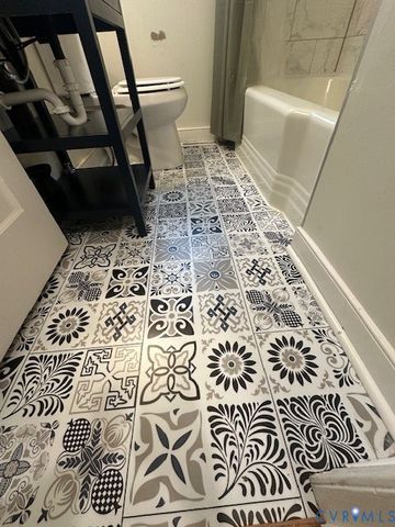 336 Youngs Rd, Petersburg, VA 23803